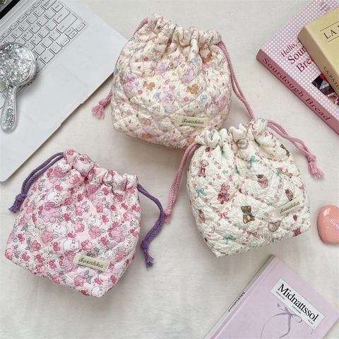 Quilted Drawstring Storage Bag Large Capacity Travel Toiletry Makeup Pouch Soft Polyester Cartoon Print Cute Zakka Style