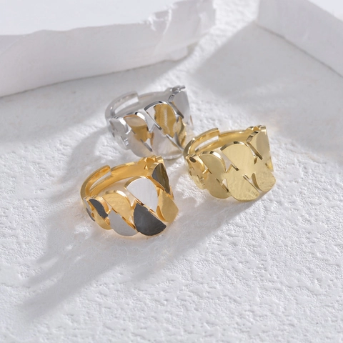 Irregulärer Geometrischer Breiter Ring Vergoldeter Edelstahl Hohles Blattmuster Verstellbares Offenes Band Minimalistische Mode Damen