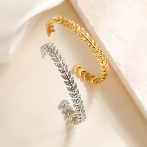Niche High End 18K Verguld Roestvrij Staal C-Vormige Bangle Korenaar Blad Open Manchet Armband Mode Luxe Licht Sieraden Vrouwen