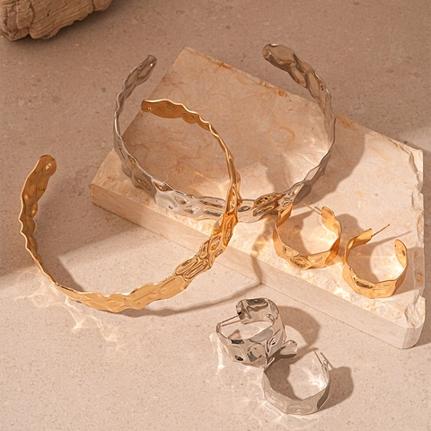Statement Metallic Choker Necklace And Earrings Hammered Texture Geometric Circle Jewelry For Women Punk Style Gold