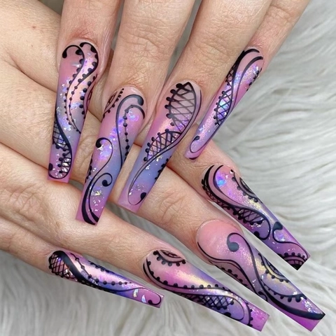 Unghie Finte Lunghe Forma Bara Sfumato Viola Rosa Pizzo Nero Vite Galassia Brillantini Strass Per Donne