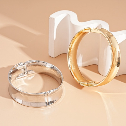 Brede Manchet Armband Gepolijst Legering Geometrisch Minimalistisch Open Bangle Mode Sieraden Vrouwen Elegant Accessoire