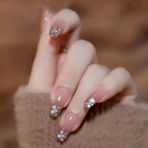Künstliche Nägel Zum Aufkleben Lang Sargform Farbverlauf Nude Rosa Mit Künstliche Perlenblume Glitzer Elegante Falsche Nägel Für Frauen