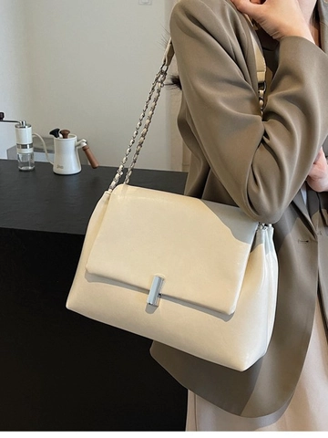 Women Retro Crossbody Bag PU Leather Large Capacity Chain Strap Silver Lock Vintage Commuter Shoulder Flip Bag