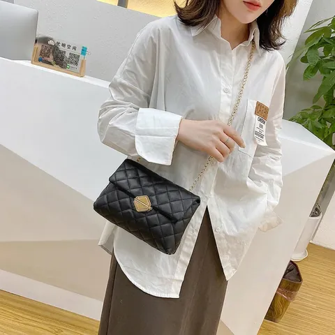 Women Shoulder Bag PU Leather Quilted Diamond Pattern Chain Strap Gold Metal Lock Small Crossbody Bag Elegant Fashion