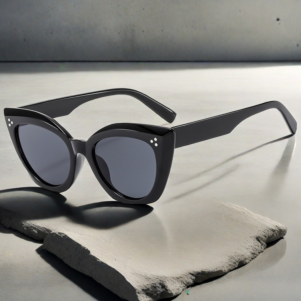 Wholesale Fashion Cat Eye Sunglasses with Retro PC Frame UV400 - Everful