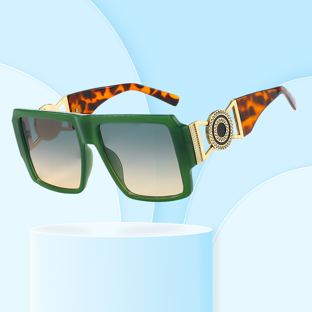 Wholesale Oversized Square Sunglasses with Metal Decoration For Women - Everful