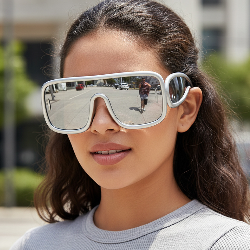 Wholesale Retro Oversized Shield Sunglasses Futuristic Punk UV400 Eyewear - Everful