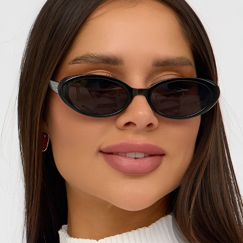 Wholesale Vintage Oval Small Frame Sunglasses With UV400 Protection - Everful