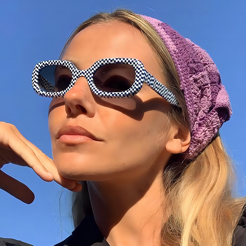 Wholesale Retro Oval UV400 Sunglasses With Checkerboard Leopard Print - Everful