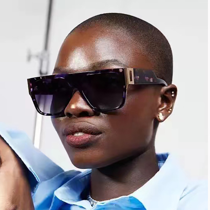 Wholesale Square Oversized Sunglasses with Metal Hinge Decor For Men Women - Everful