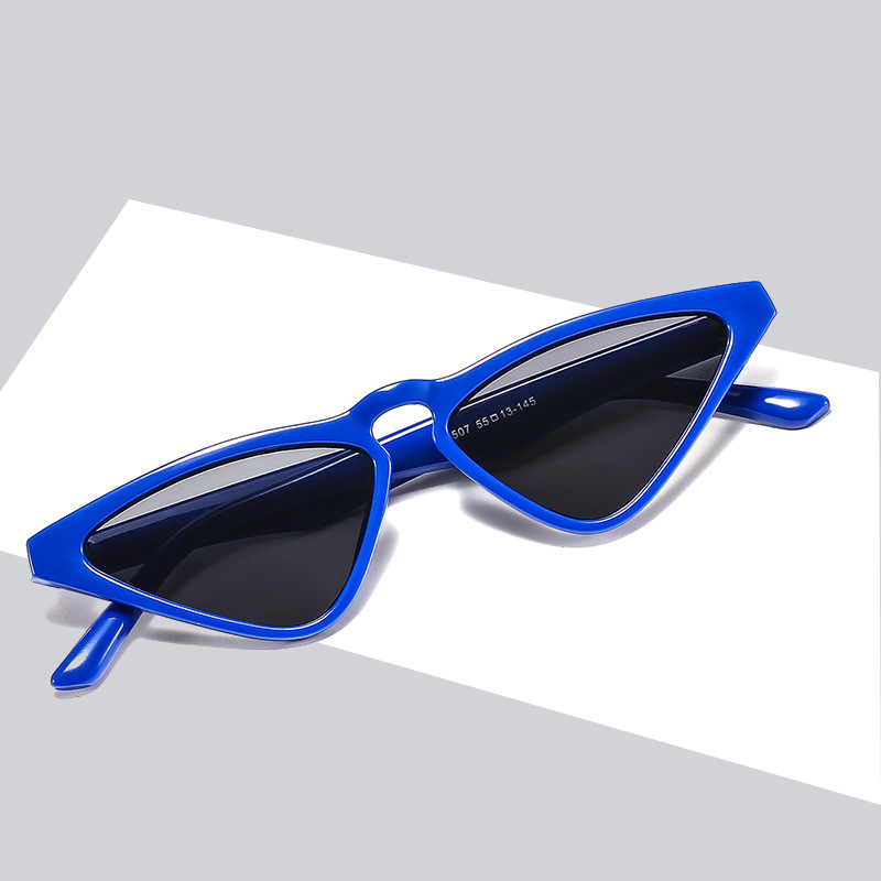 Wholesale Women's Triangle Cat Eye Sunglasses with UV400 Protection - Everful