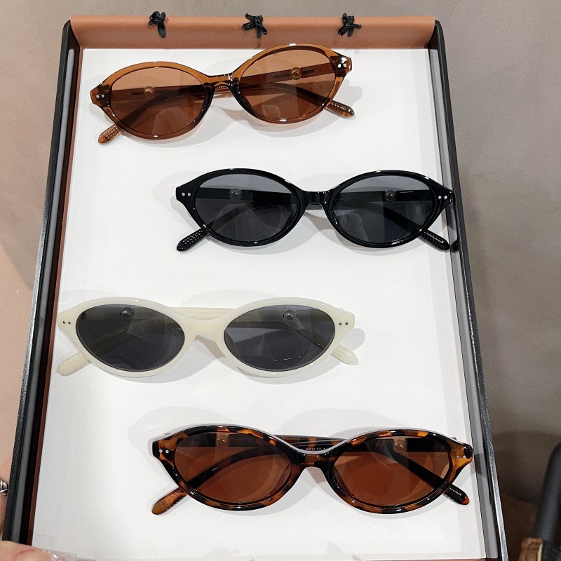 Wholesale Retro Oval Cat Eye Sunglasses with Pearl Decor TR90 Frame - Everful