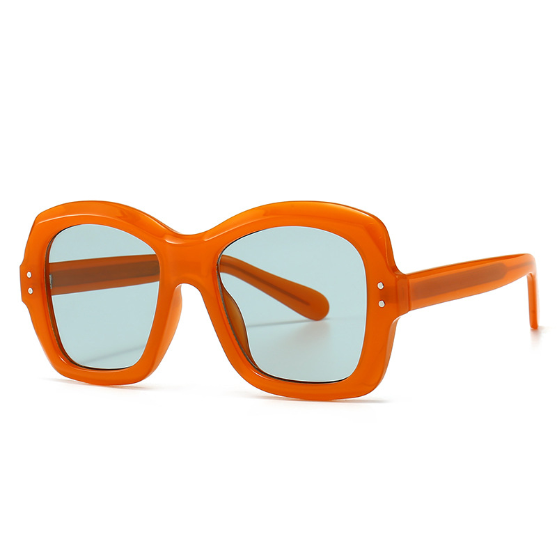 Wholesale Oversized Retro Square Sunglasses With Metal Rivets UV400 - Everful