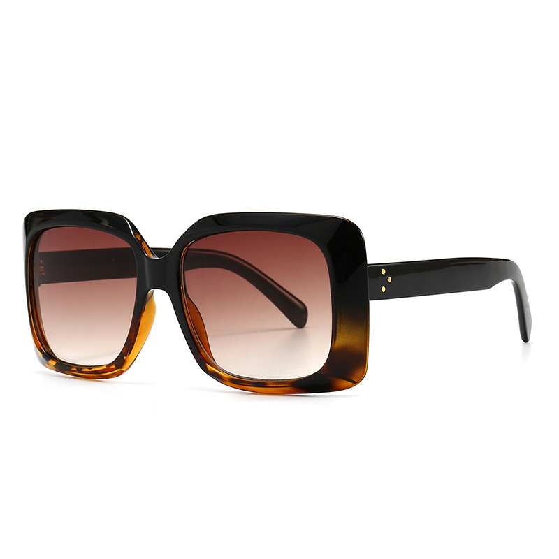 Wholesale Oversized Square Sunglasses with Rivet UV400 Protection - Everful
