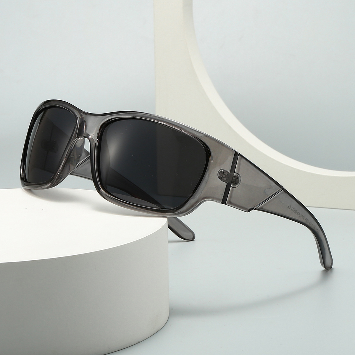 Wholesale Square Polarized Sunglasses With Trendy PC Frame For Men - Everful