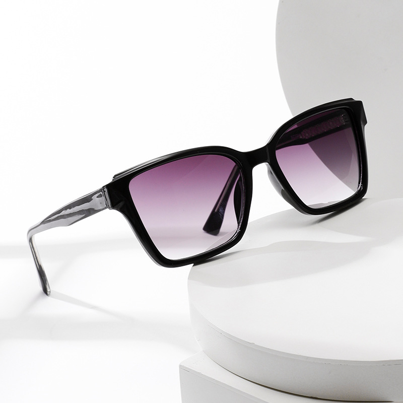 Wholesale Square Vintage Sunglasses with UV400 Protection For Men Women - Everful