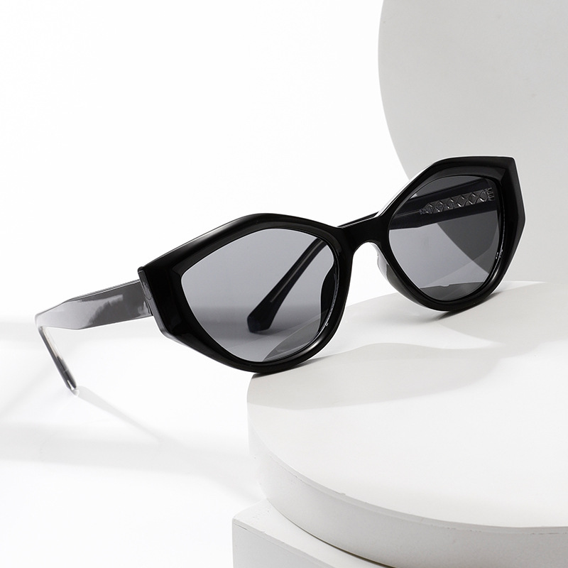 Wholesale Fashion Square Cat Eye Sunglasses With UV400 PC Lens - Everful