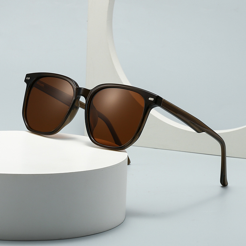 Wholesale Retro Polarized Large Square Sunglasses UV400 Protection - Everful