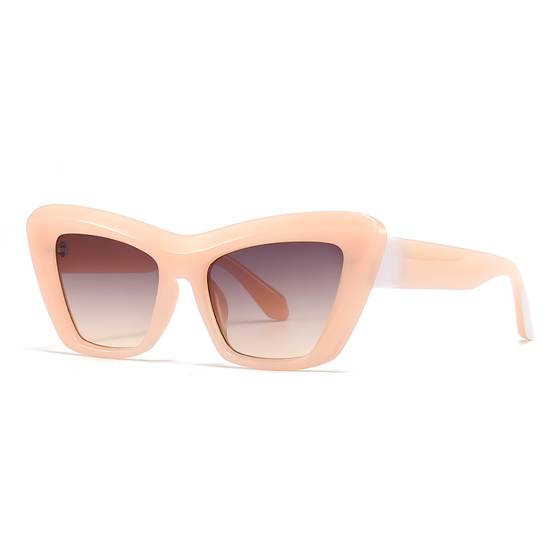 Wholesale Retro Cat Eye Sunglasses Women UV400 Gradient Lens - Everful