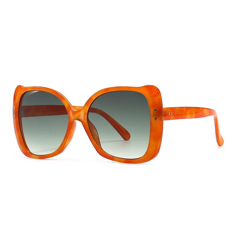 Wholesale Oversized Cat Eye Sunglasses With Gradient Lens UV400 - Everful