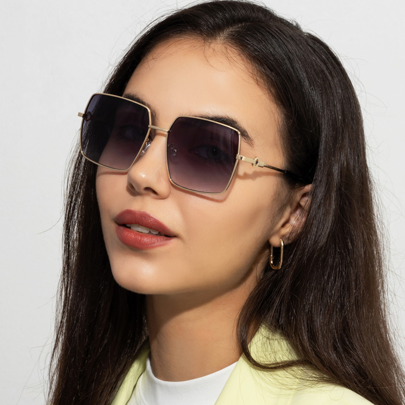 Wholesale Women Large Square Sunglasses Slim Metal Frame Retro Shades - Everful