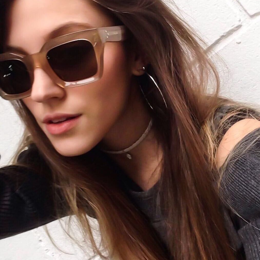 Wholesale Vintage Square Sunglasses Small Frame UV400 For Women Men - Everful