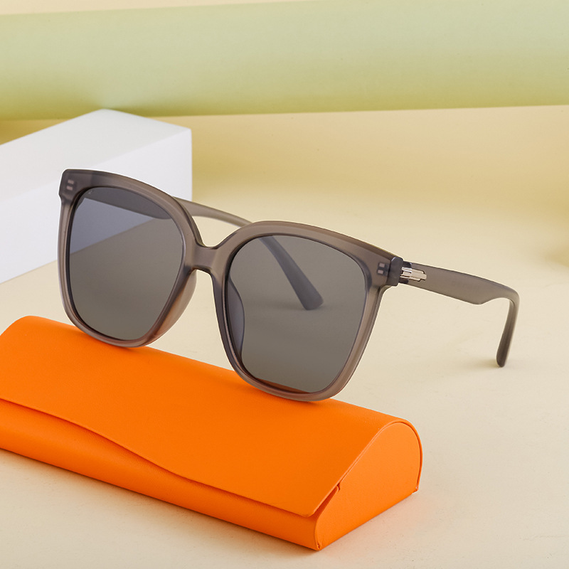 Wholesale Polarized Large Square Sunglasses UV400 Protection For Women Men - Everful