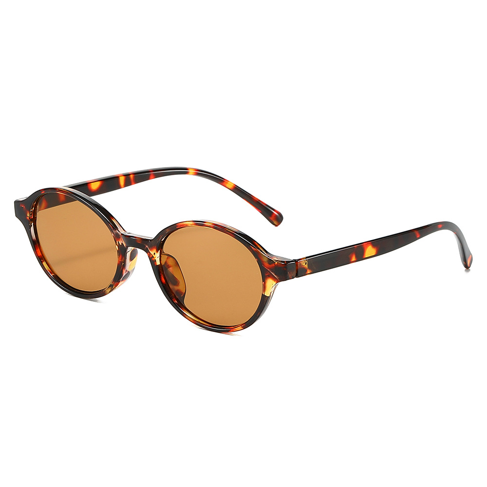 Wholesale Vintage Oval Sunglasses with Retro PC Frame for Women and Men - Everful