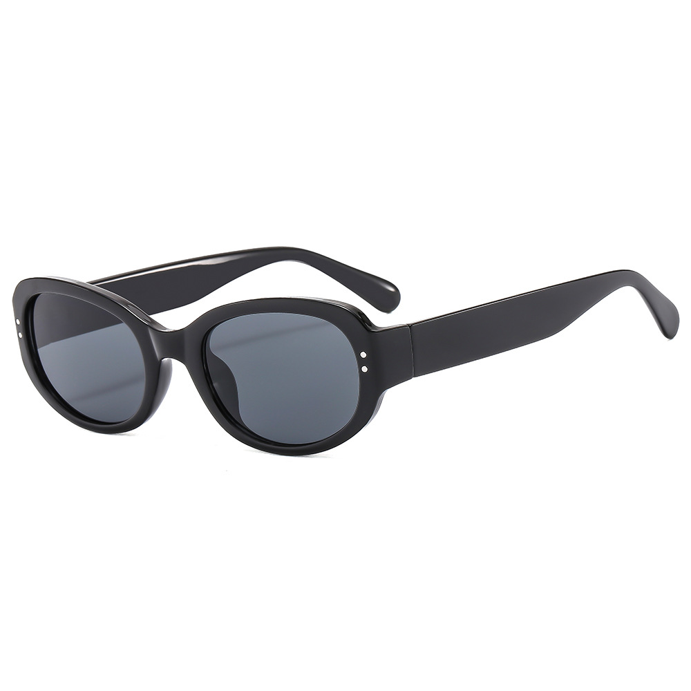 Wholesale Retro Oval Small Frame Sunglasses UV400 Protection For Men Women - Everful