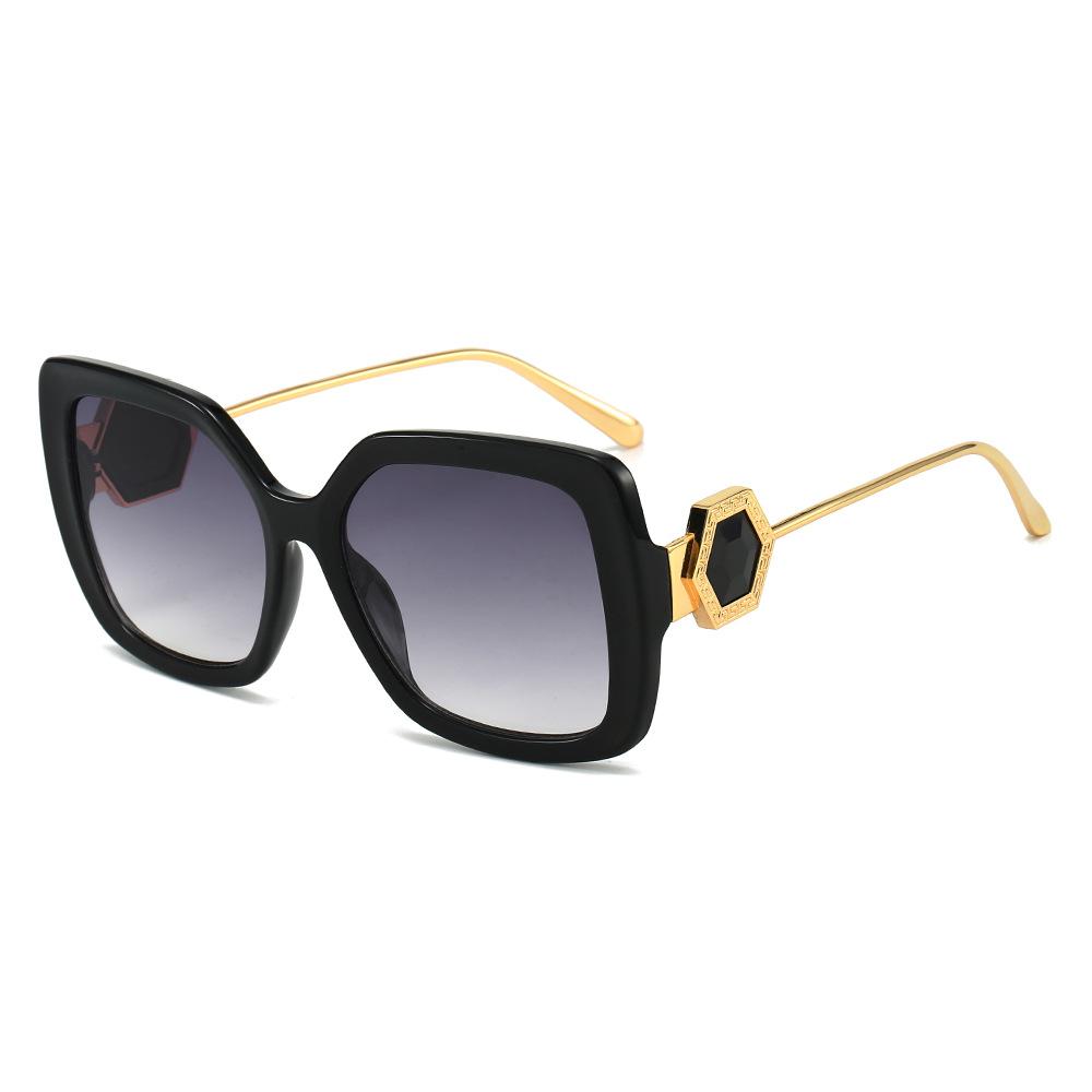 Wholesale Luxury Oversized Square Sunglasses With PC Metal Frame - Everful