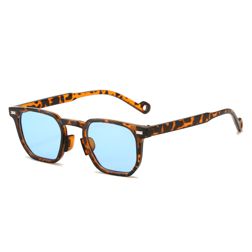 Wholesale Fashion Square Sunglasses Retro PC Frame UV400 For Men Women - Everful