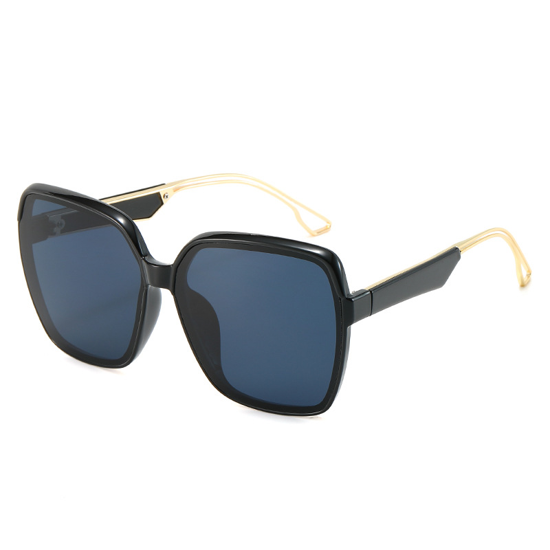 Wholesale Oversized Square Sunglasses with Gradient Lenses UV400 Protection - Everful