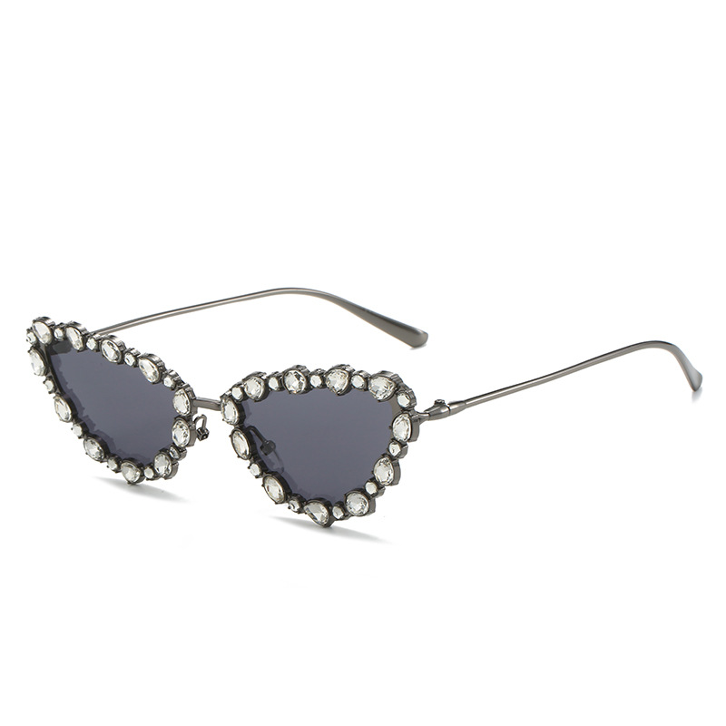 Wholesale Cat Eye Heart Rhinestone Sunglasses with Metal Frame For Women - Everful
