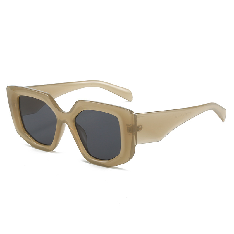 Wholesale Square Frame Sunglasses PC Material UV400 Protection For Women - Everful