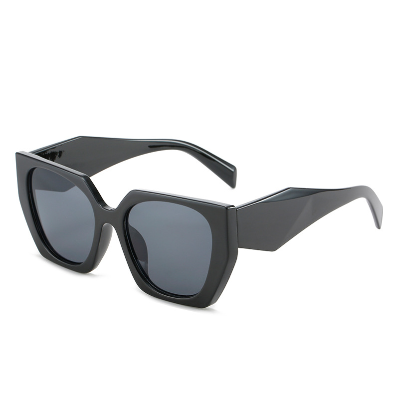 Wholesale Retro Geometric Square Frame Sunglasses UV400 For Men Women - Everful