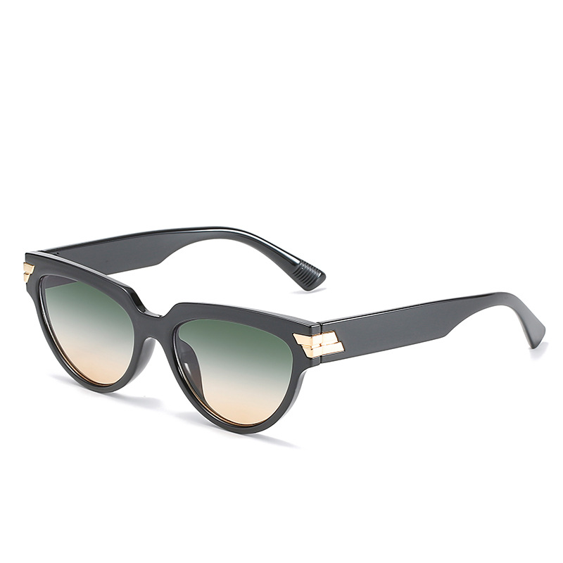 Wholesale Vintage Cat Eye Sunglasses With Metal Decor For Women - Everful