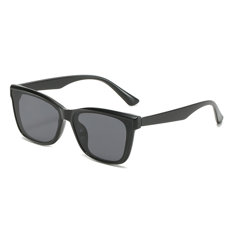 Wholesale Retro Square Sunglasses with Small PC Frame For Women Men - Everful