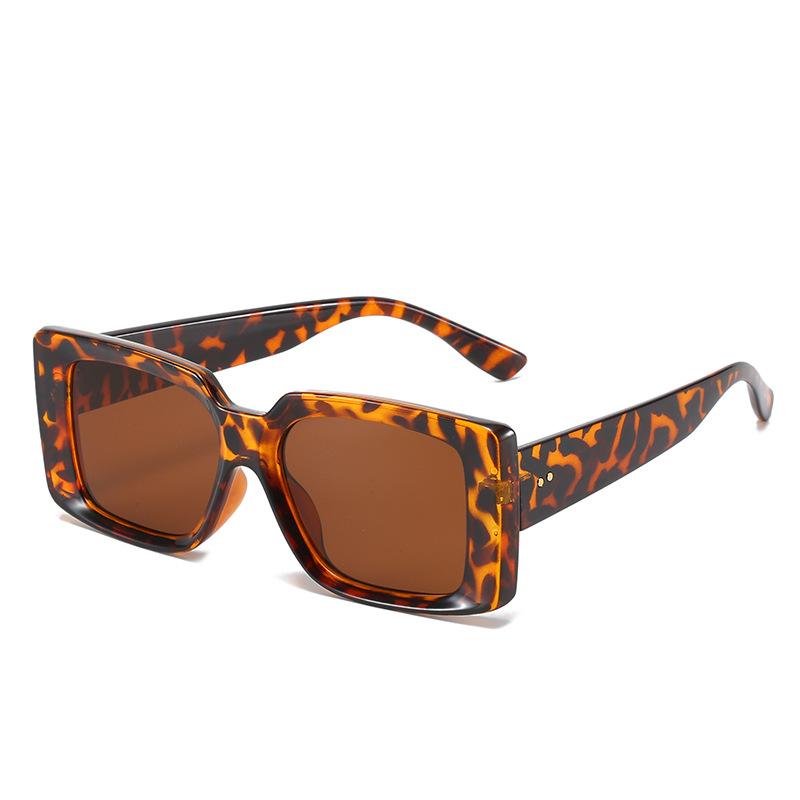 Wholesale Oversized Square Sunglasses UV400 Protection PC Frame For Women - Everful