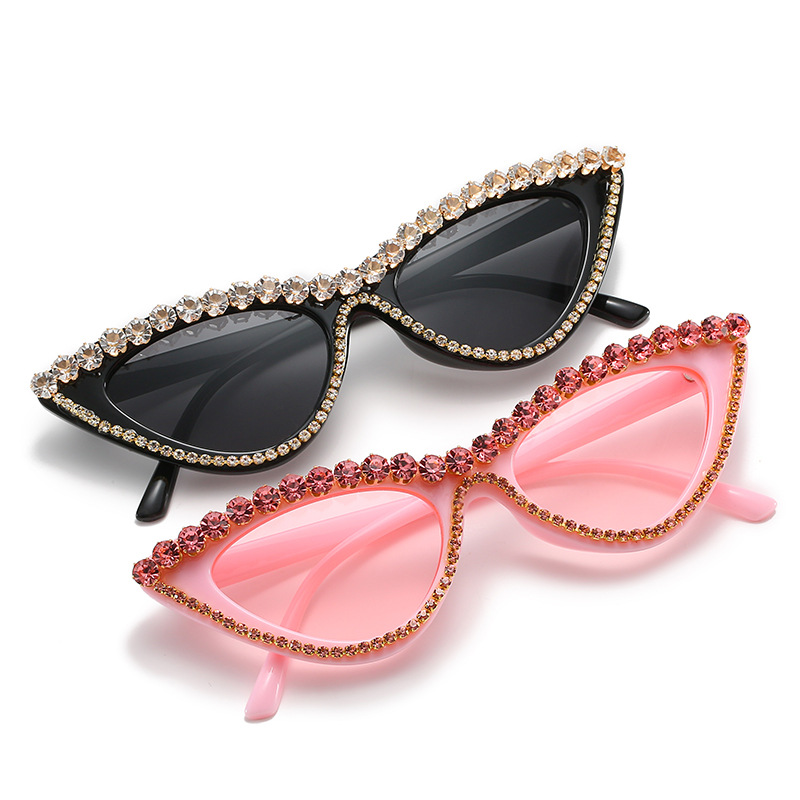 Wholesale Cat Eye Sunglasses with Rhinestone Decor UV400 Protection - Everful