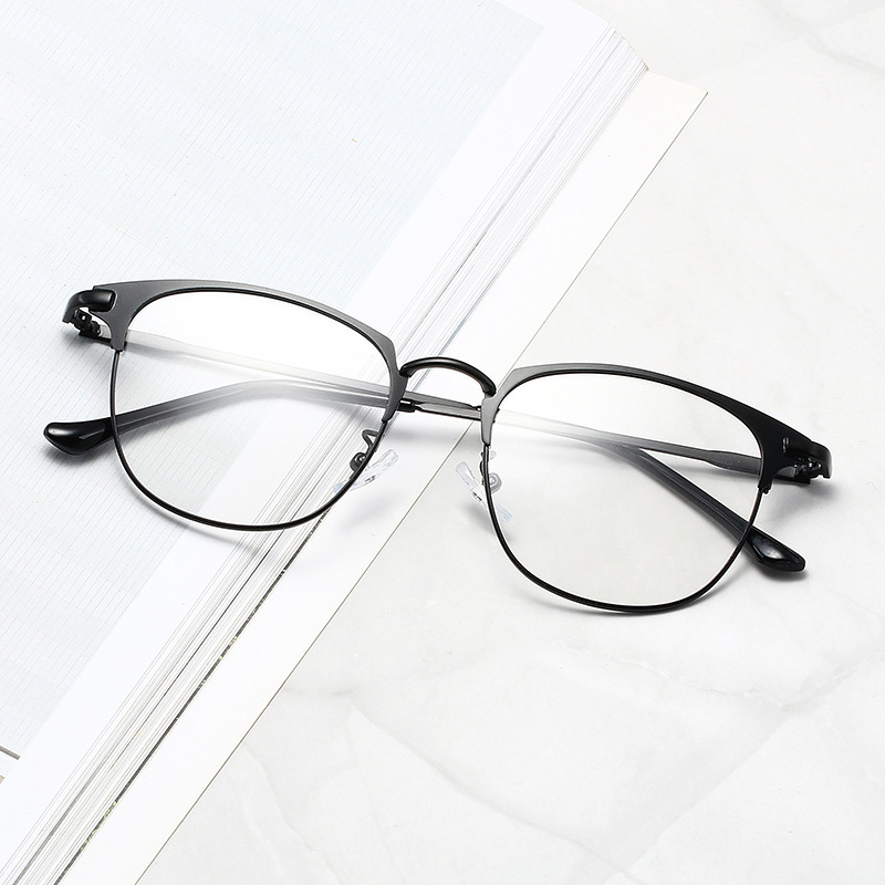 Wholesale Retro Square Photochromic Blue Light Blocking Metal Glasses - Everful