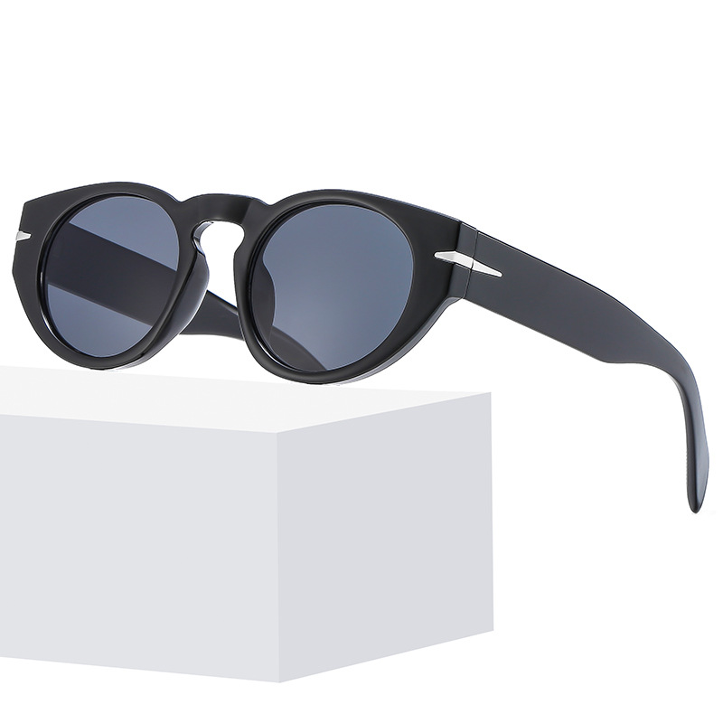 Wholesale Retro Round Sunglasses with PC Frame UV400 Protection - Everful