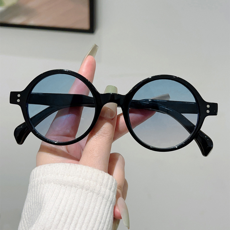 Wholesale Retro Round Frame Sunglasses UV400 Protection For Unisex - Everful