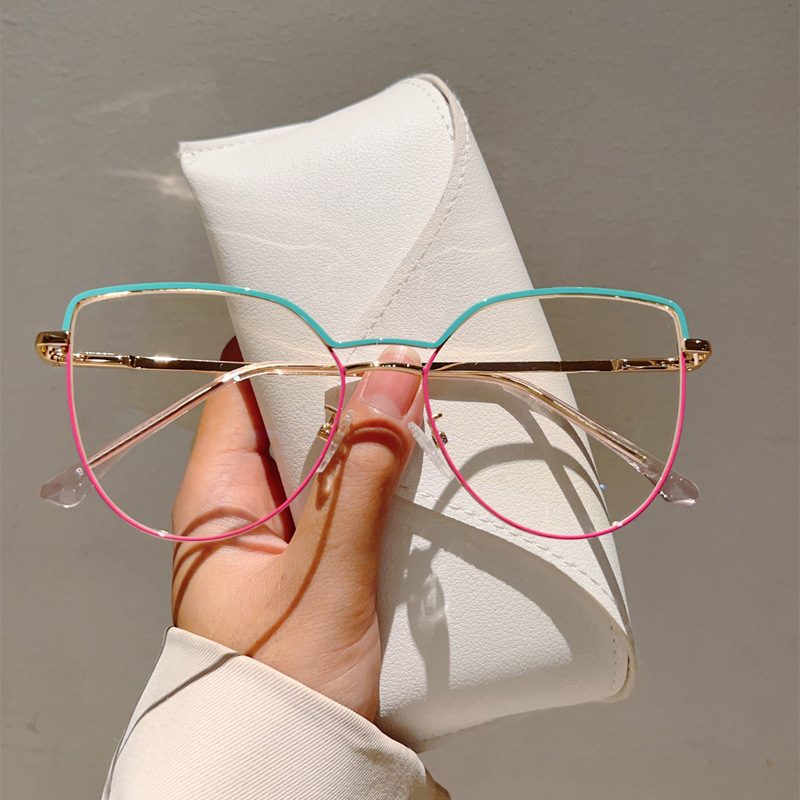 Wholesale Retro Cat Eye Anti Blue Light Glasses With Metal Frame For Women - Everful