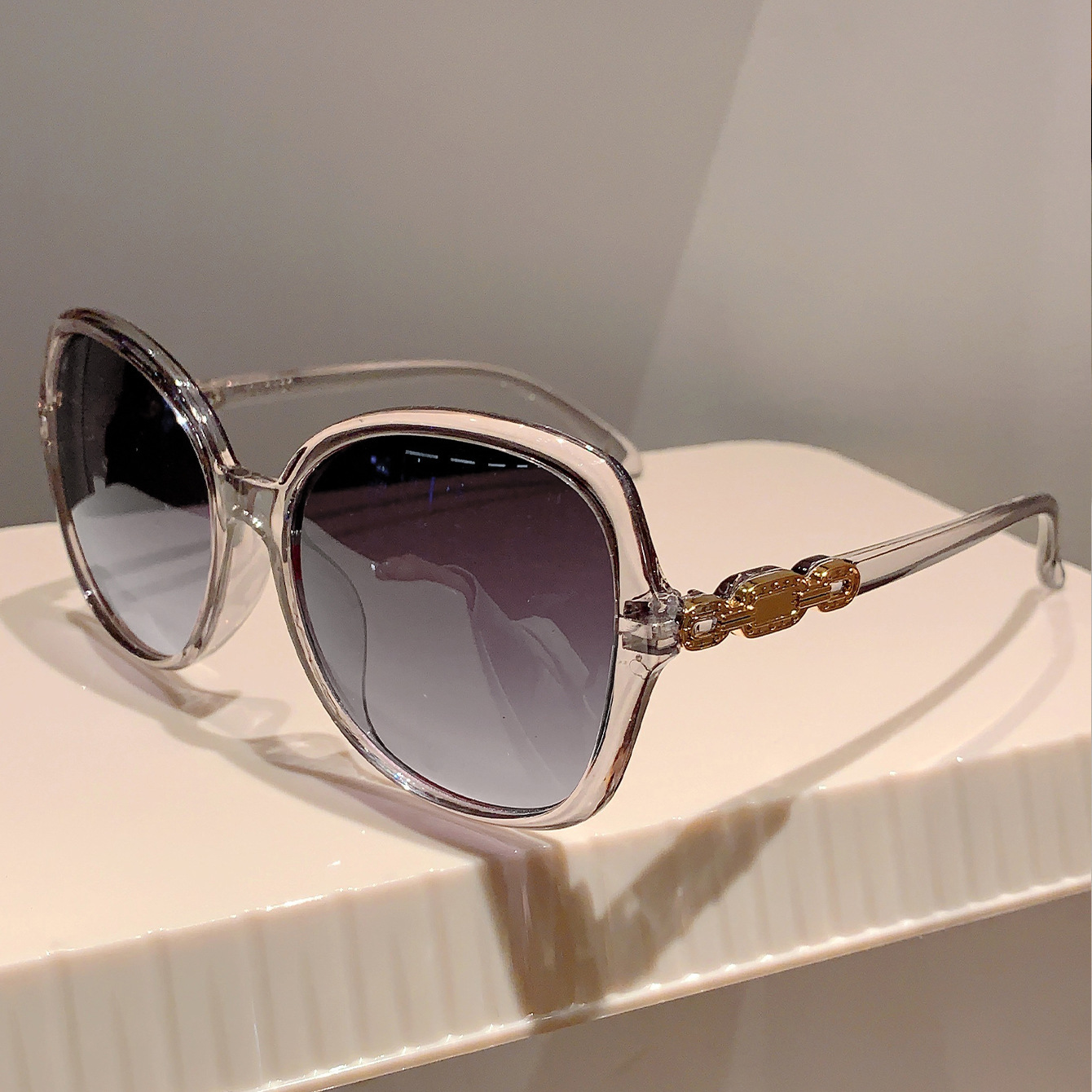 Wholesale Oversized Square Sunglasses PC Frame Polarized UV400 For Women - Everful
