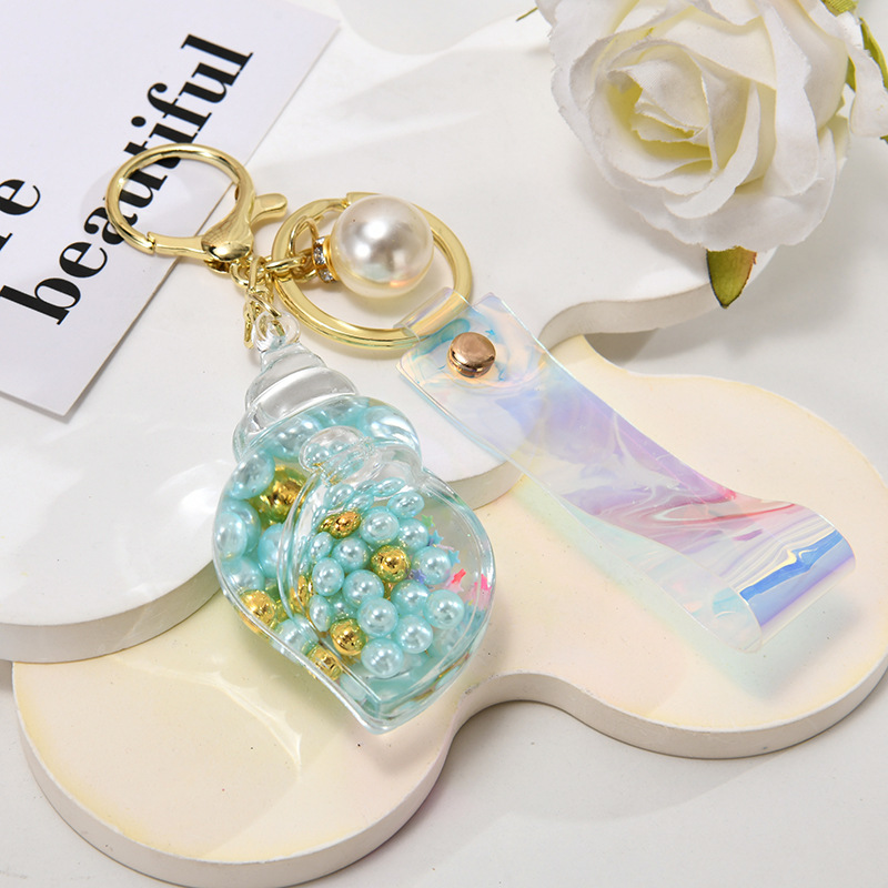 Hot-selling Personalized Seaside Pearl Small Conch Keychain Acrylic Car Bag Pendant Decoration