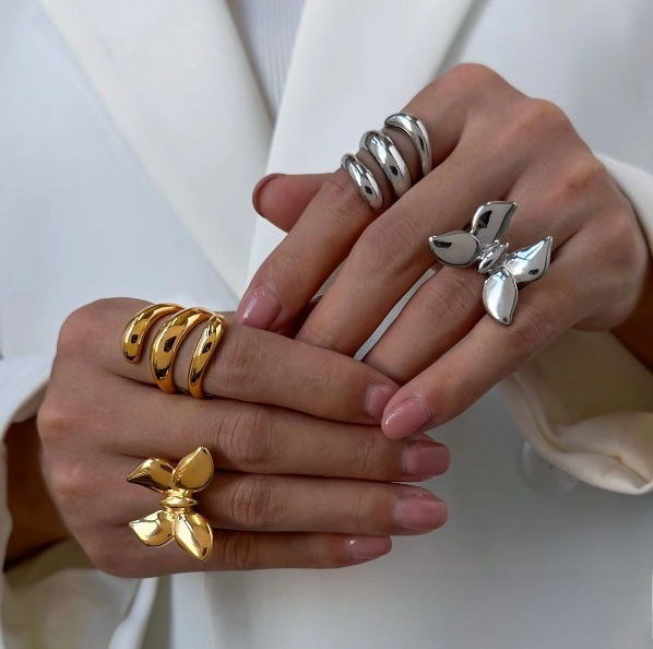 Stainless Steel Butterfly Ring For Women Waterproof Hypoallergenic Non-fading High Polish Fashion Jewelry Finger Ring