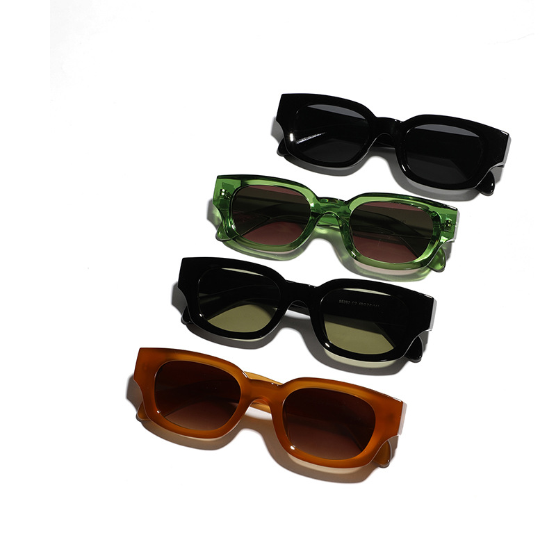 Wholesale Retro Square Thick Frame UV400 Fashion Sunglasses - Everful