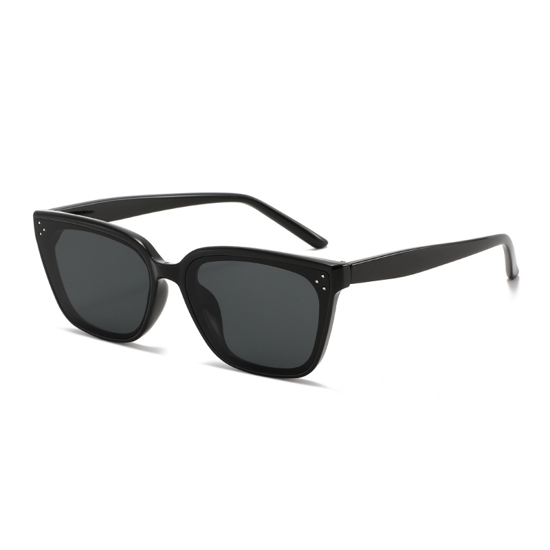 Wholesale Small Square Frame Rivet Sunglasses For Men Women - Everful