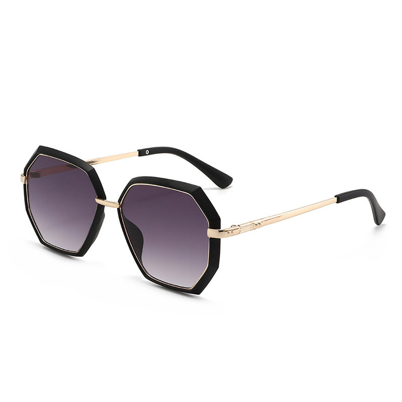 Wholesale Women Polygonal Oversized Sunglasses with Metal Temple - Everful